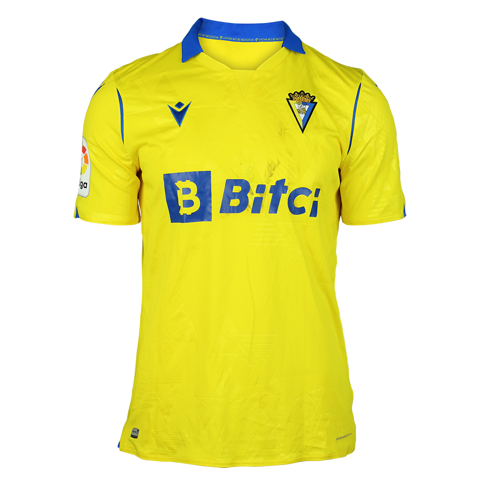 Varazdat Haroyan Cádiz CF shirt