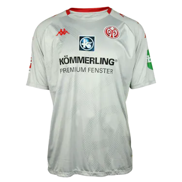 Mainz 05-Trikot von Finn Dahmen