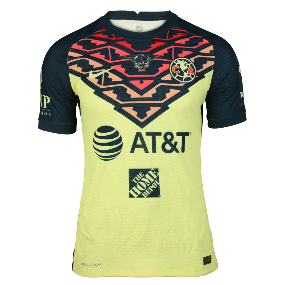 Fernando Madrigal González Club América forması