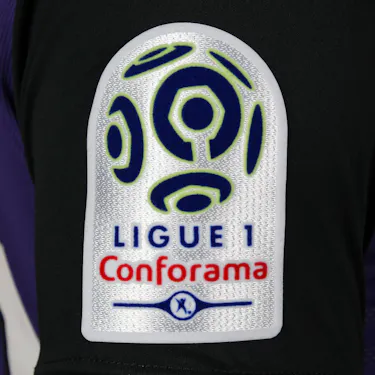 来自Toulouse FC的Amine Adli球衣