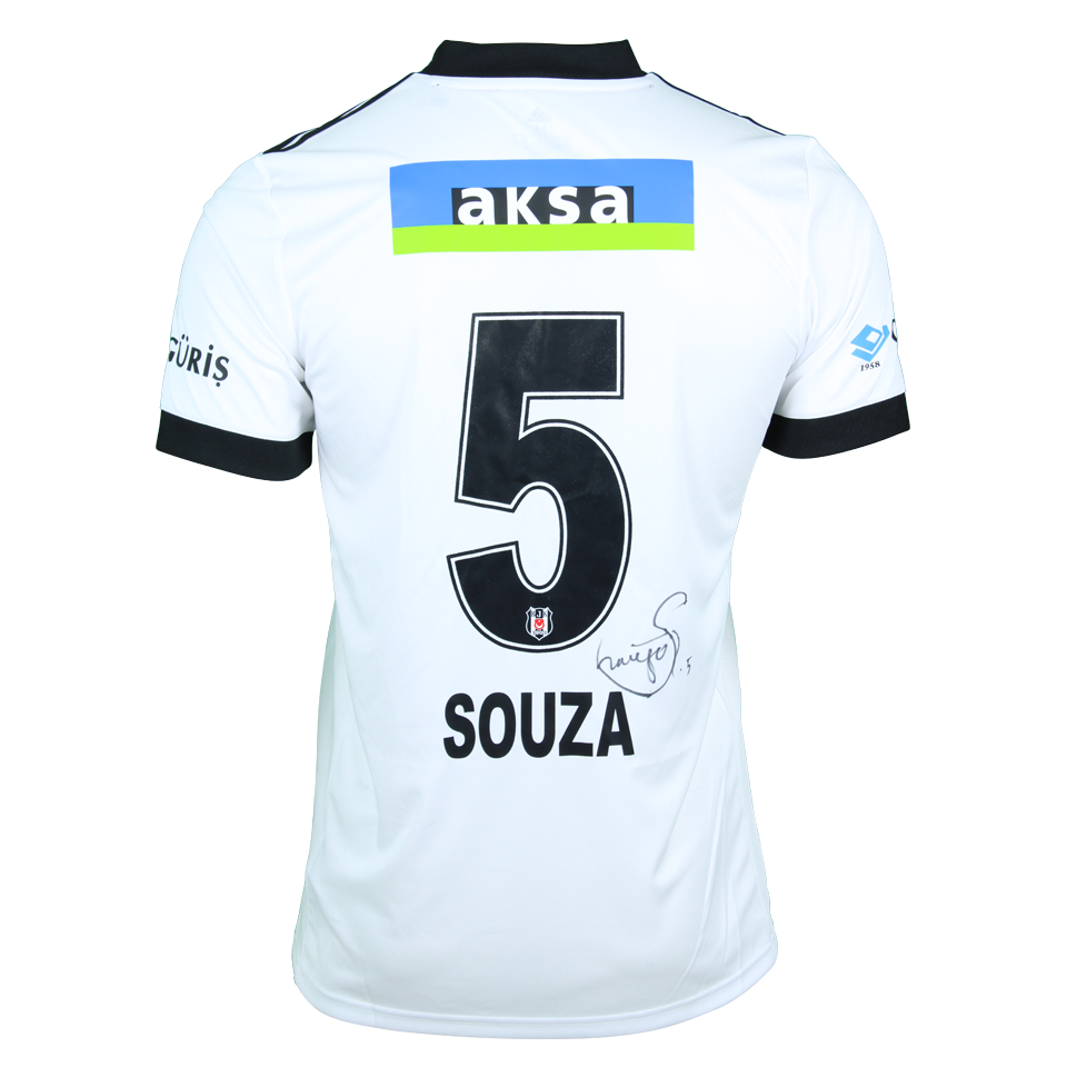 Josef de Souza Dias Beşiktaş JK shirt
