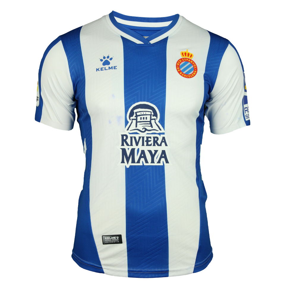 RCD Espanyol De Barcelona 팀의 Wu Lei 셔츠