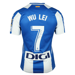 Lei Wu 武磊 (Worn Against Elche)