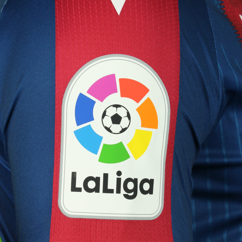 Pepelu Levante UD shirt