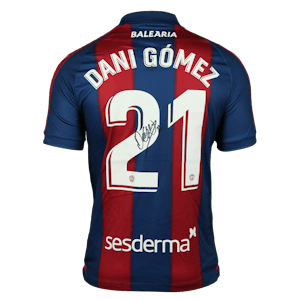 Daniel Gómez Alcón Levante UD shirt