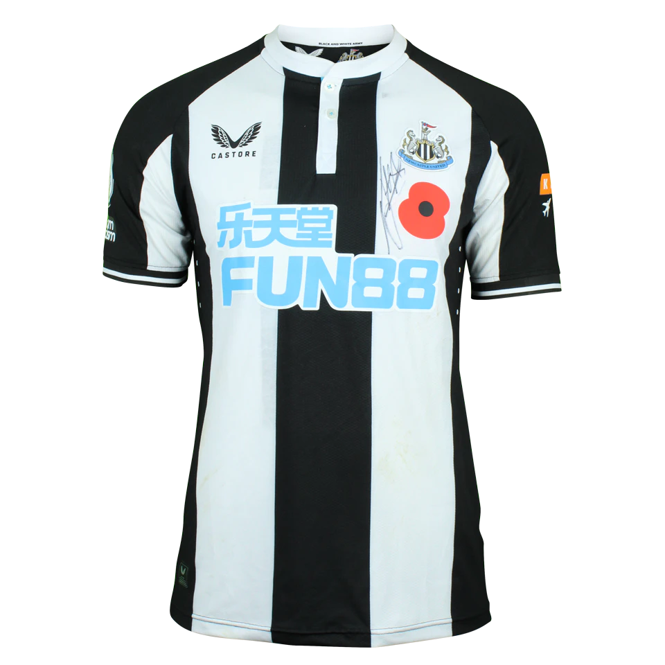 来自Newcastle United的Allan Saint-Maximin球衣