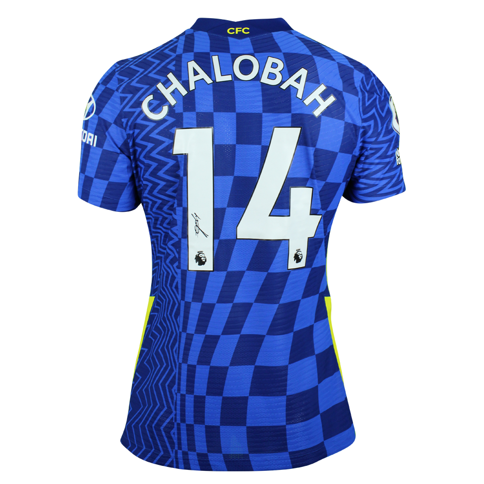 Trevoh Chalobah Chelsea forması