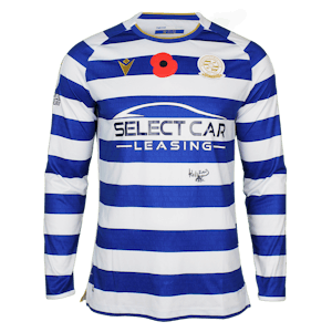 Kelvin Ehibhatiomhan Reading shirt