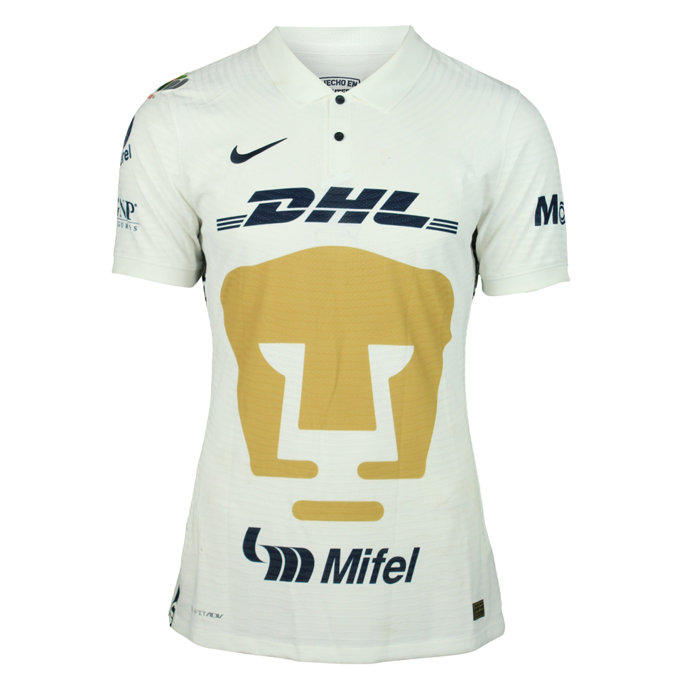 Juan Ignacio Dinenno De Cara Pumas shirt
