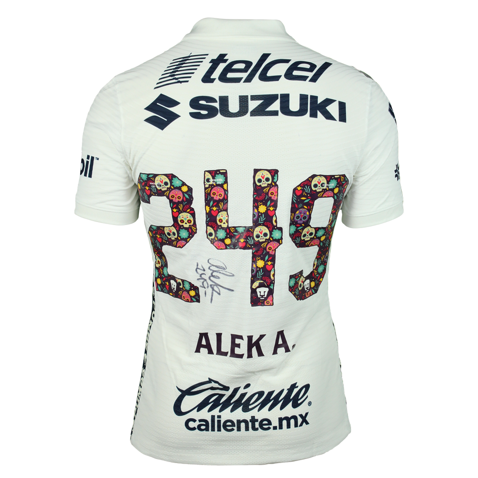 Alek Álvarez Bermúdez Pumas shirt