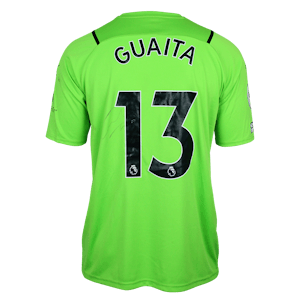 Vicente Guaita  Crystal Palace shirt