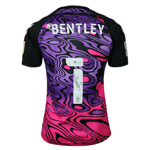 Daniel Bentley Bristol City shirt