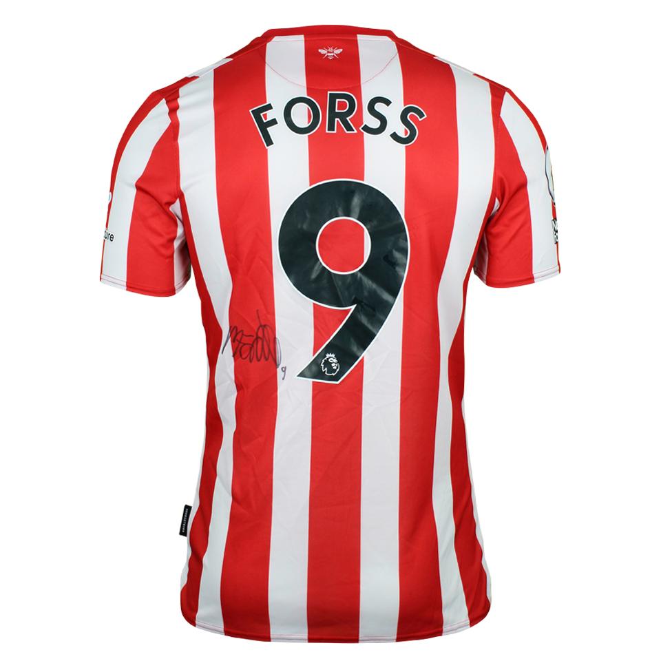 Marcus Forss Brentford shirt