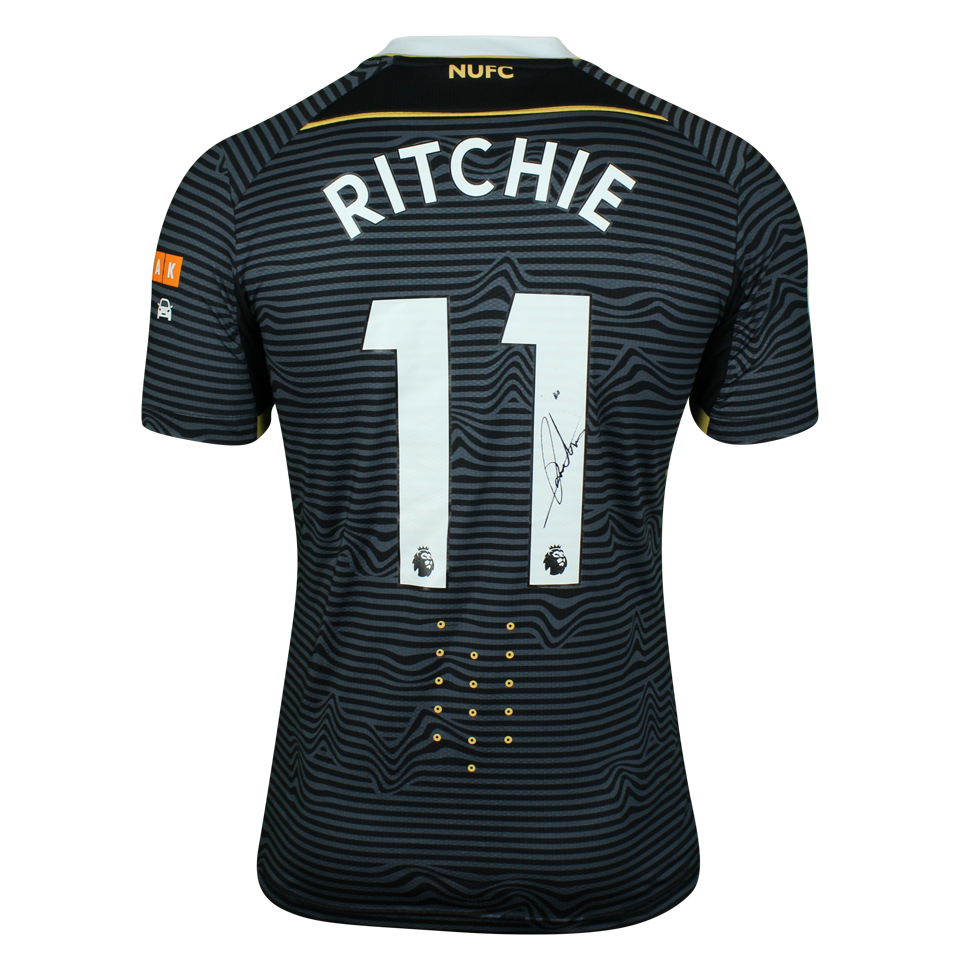 Newcastle United 팀의 Matt Ritchie 셔츠