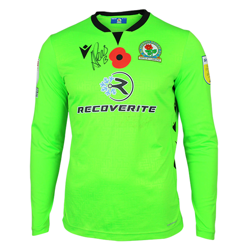 来自Blackburn Rovers的Aynsley Pears球衣