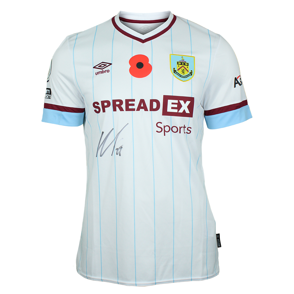 Kevin Long Burnley shirt