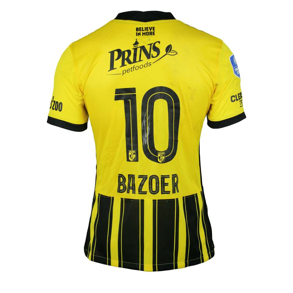 Riechedly Bazoer Vitesse shirt