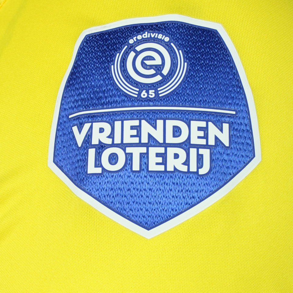 Riechedly Bazoer Vitesse shirt