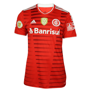 Víctor Cuesta Internacional shirt