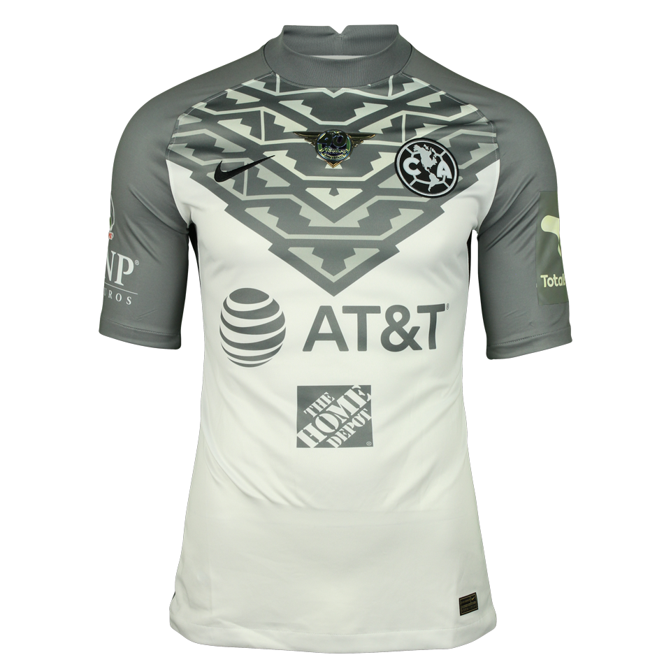 Óscar Jiménez  Club América shirt