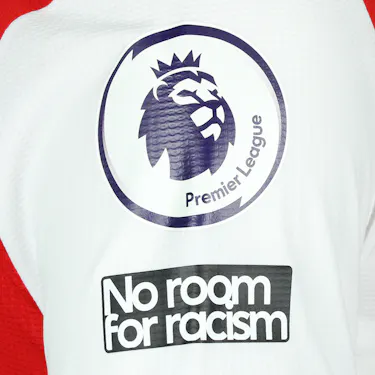 来自Arsenal的Martin Ødegaard球衣