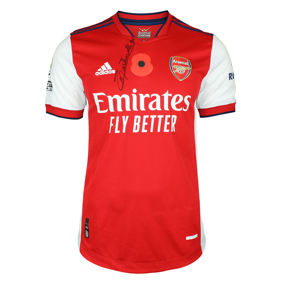 Gabriel Martinelli Arsenal jersey