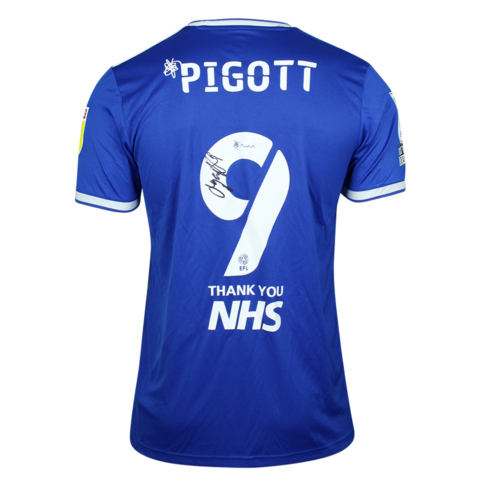 来自Ipswich Town的Joe Pigott球衣