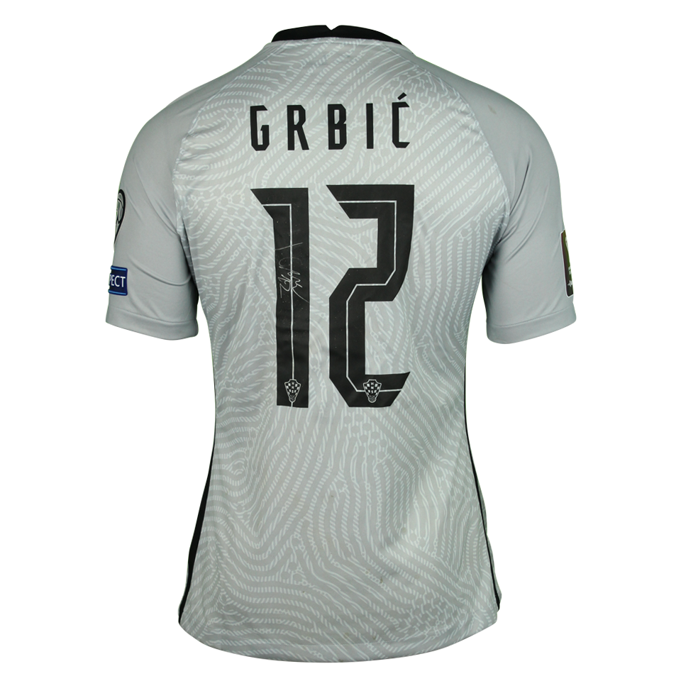 Ivo Grbić Croatia shirt