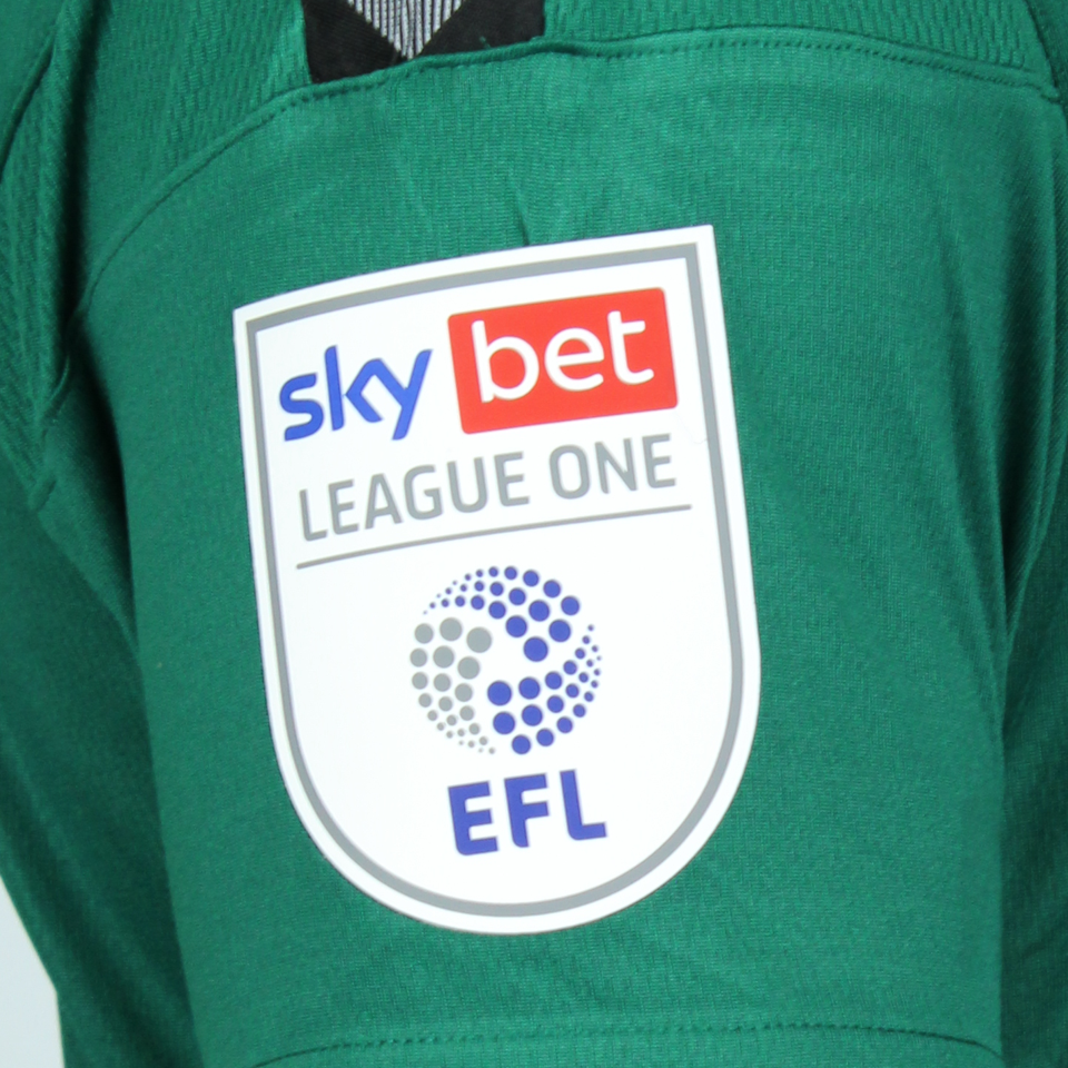 Craig MacGillivray Charlton Athletic shirt