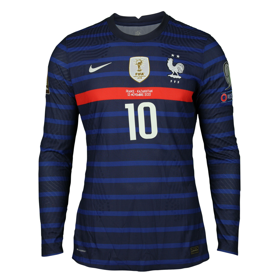 Kylian Mbappé France jersey