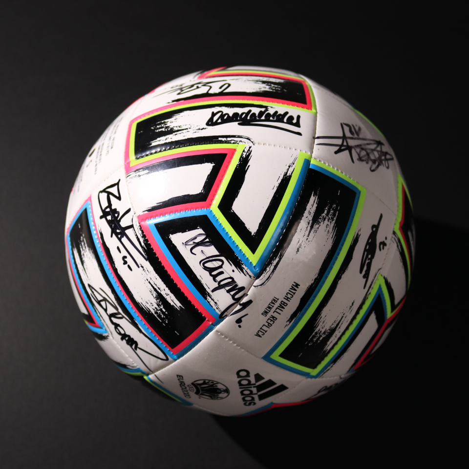 Signed Ball