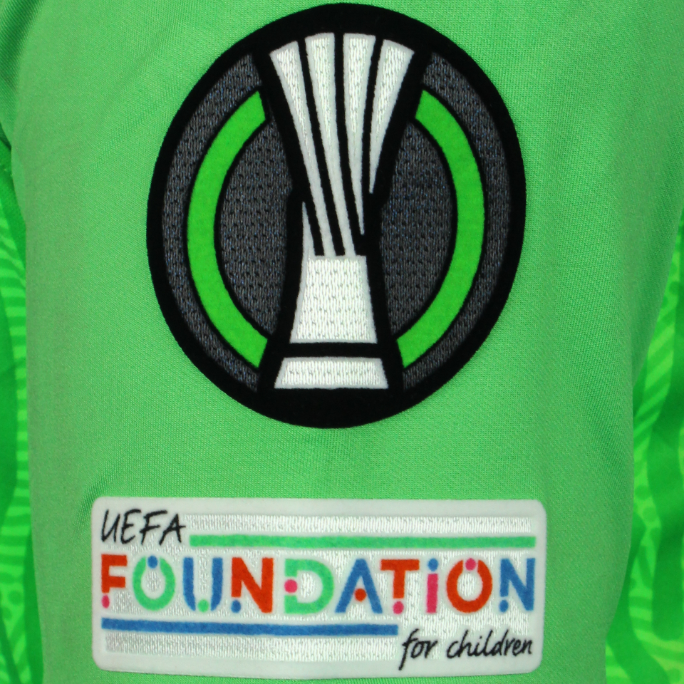 Peter Vindahl AZ Alkmaar shirt