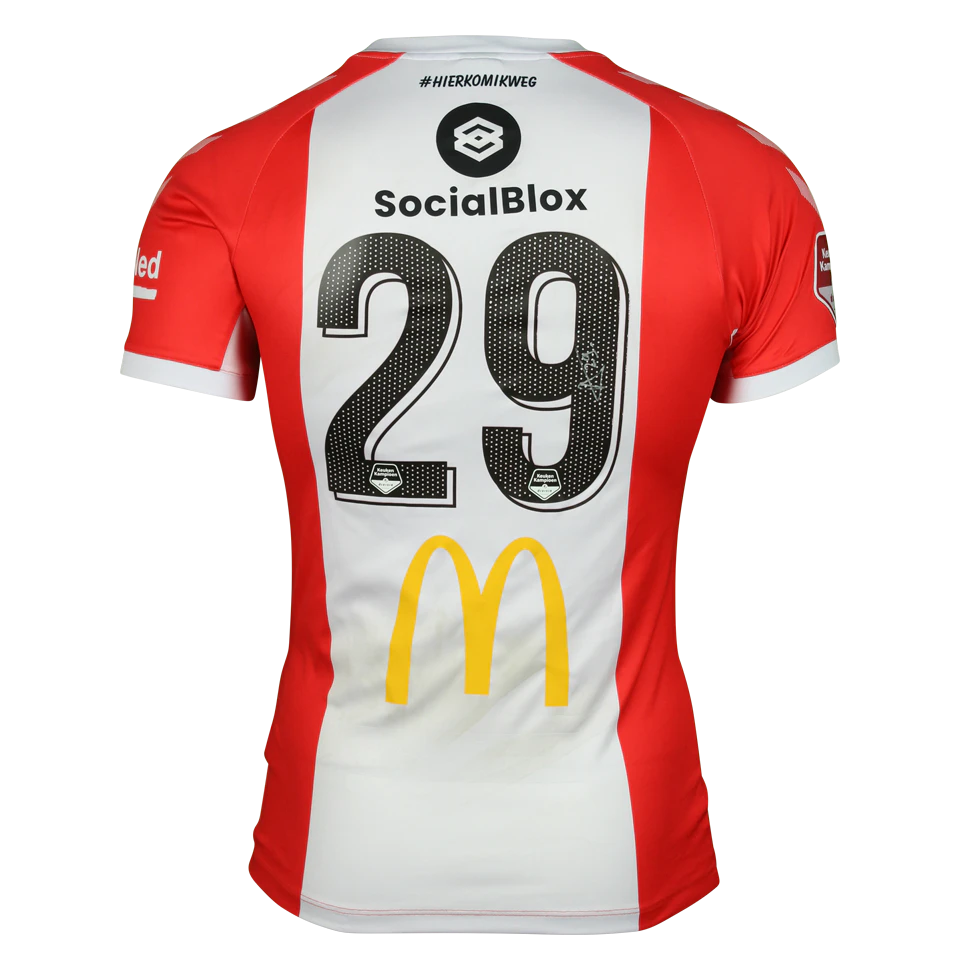 来自FC Emmen的Arnaud Luzayadio球衣