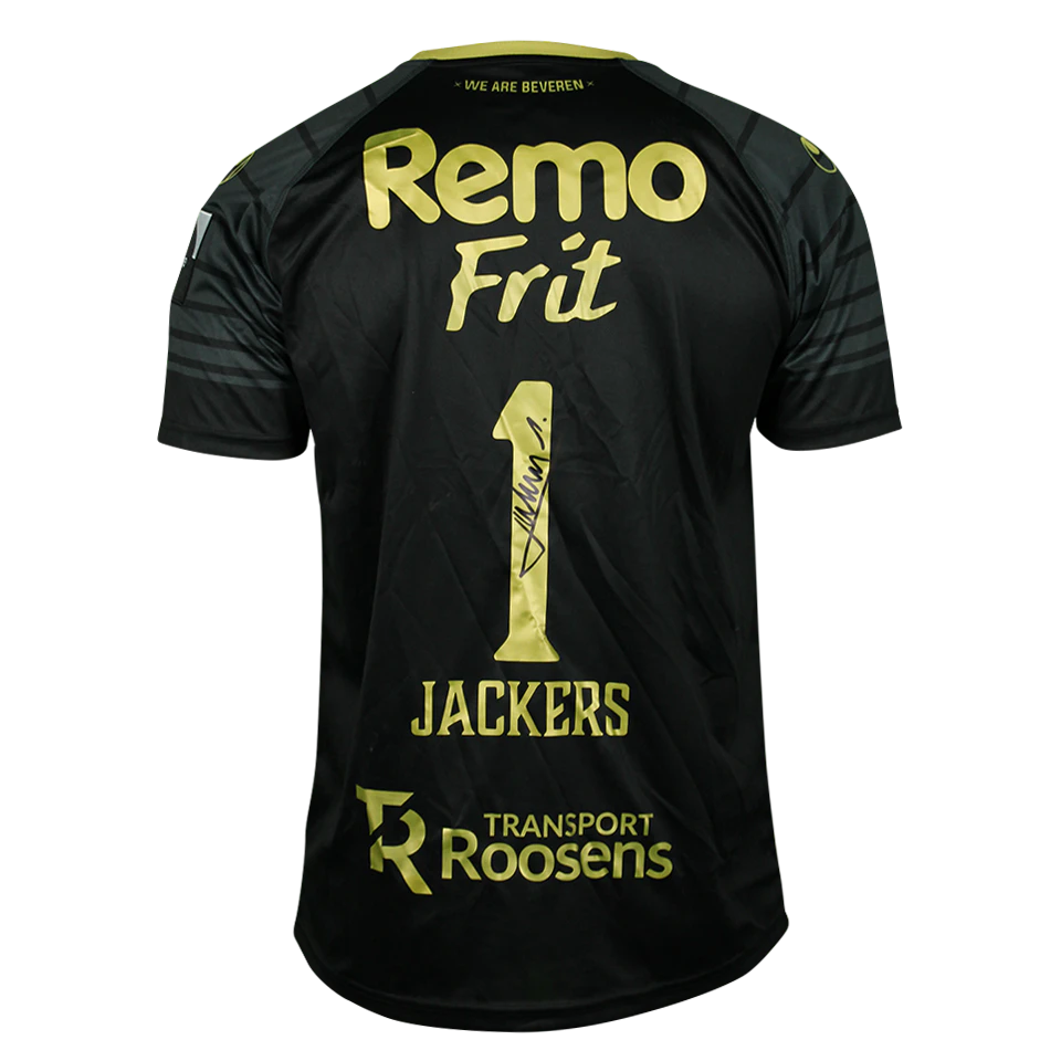 来自S.K. Beveren的Nordin Jackers球衣