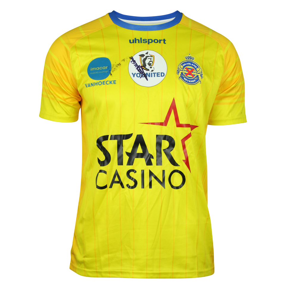 Shirt van Derrick Tshimanga S.K. Beveren