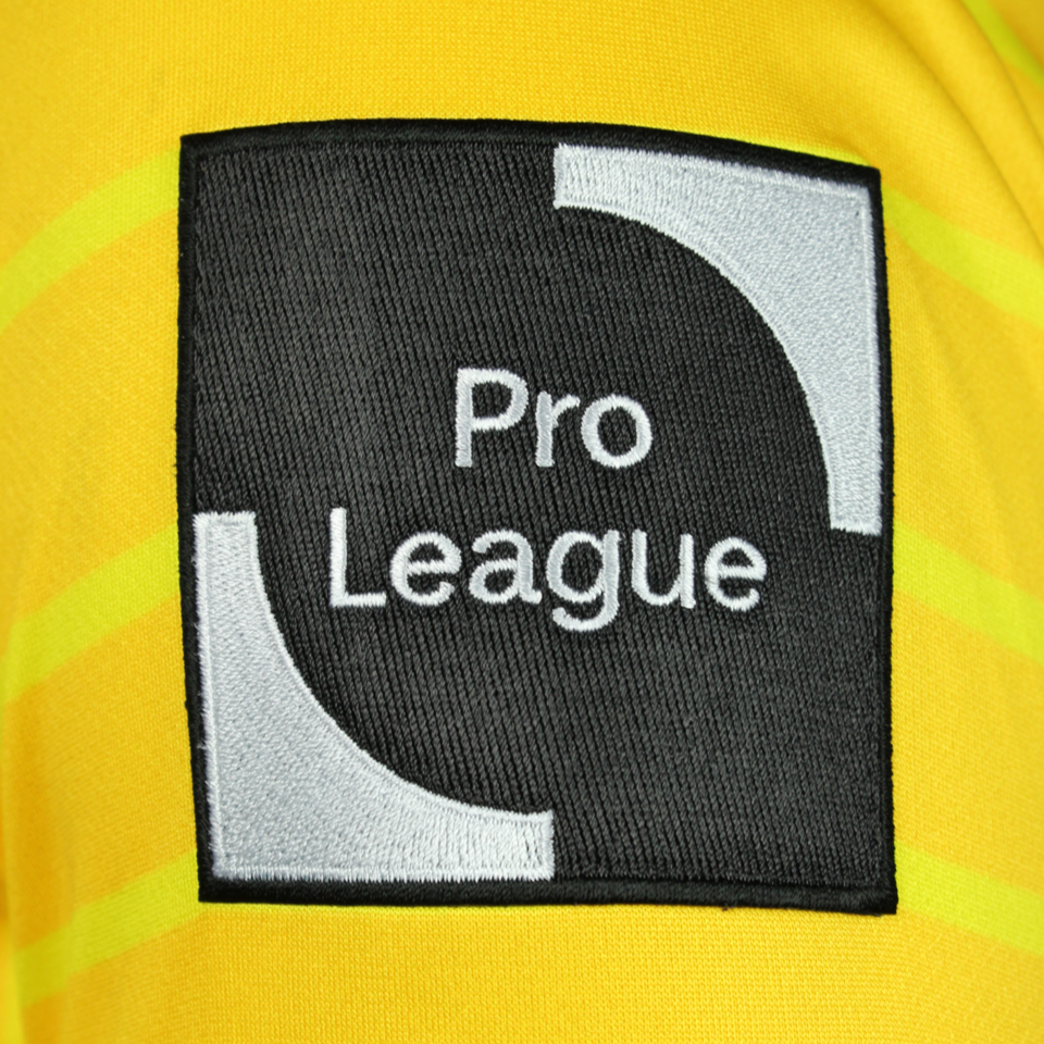 Michael Davis S.K. Beveren shirt