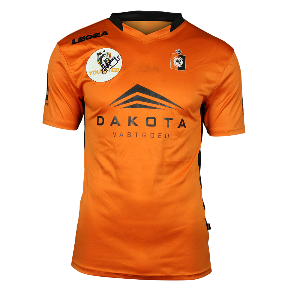 Djihad Bizimana KMSK Deinze jersey