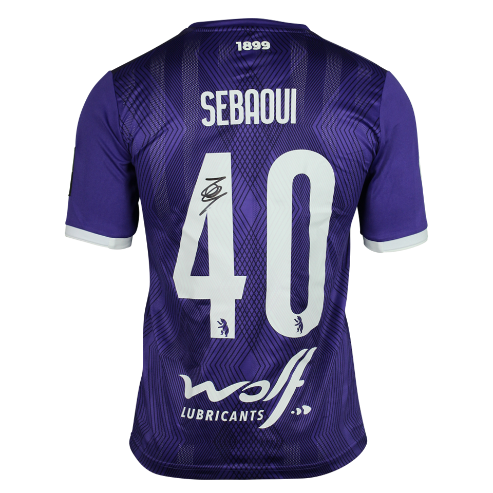 K. Beerschot V.A.Ilias Sebaoui球衣