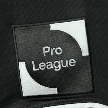 来自Sporting Charleroi的Killian Lokembo Lokaso球衣