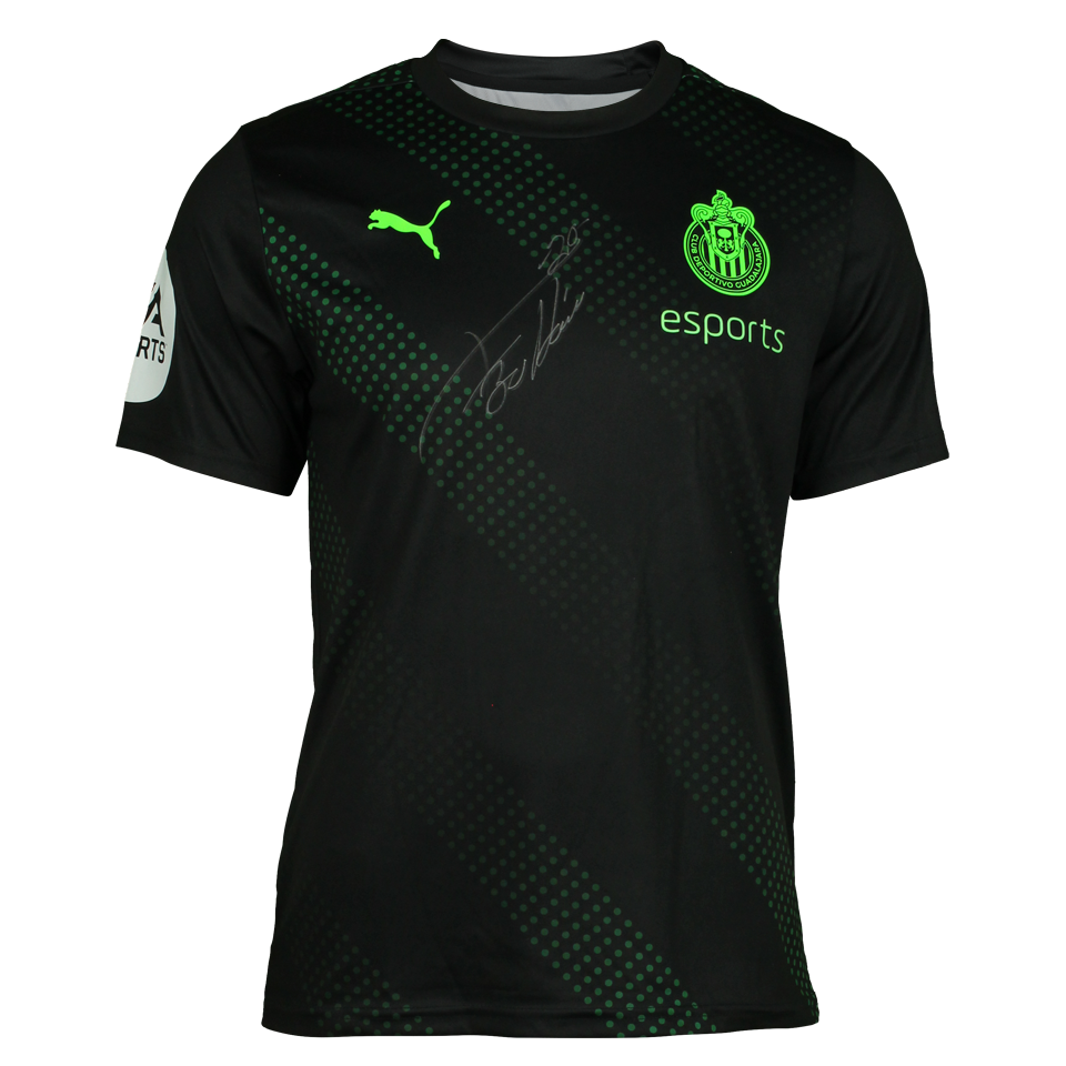 Cesar Huerta Chivas Guadalajara shirt