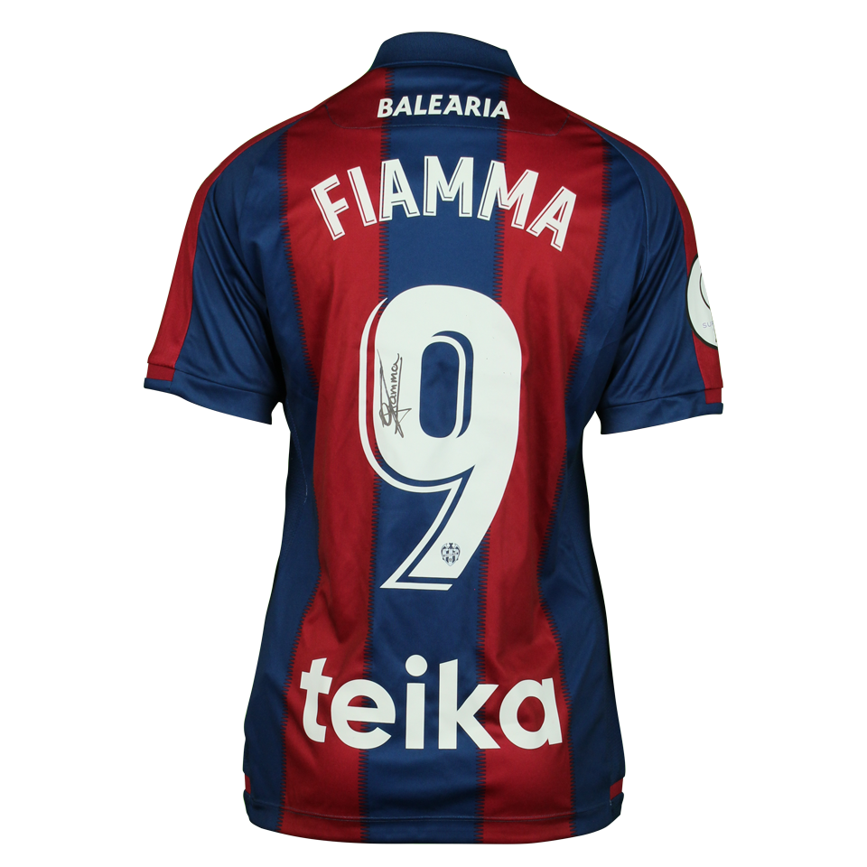 Fiamma Iannuzzi Levante Femenino shirt