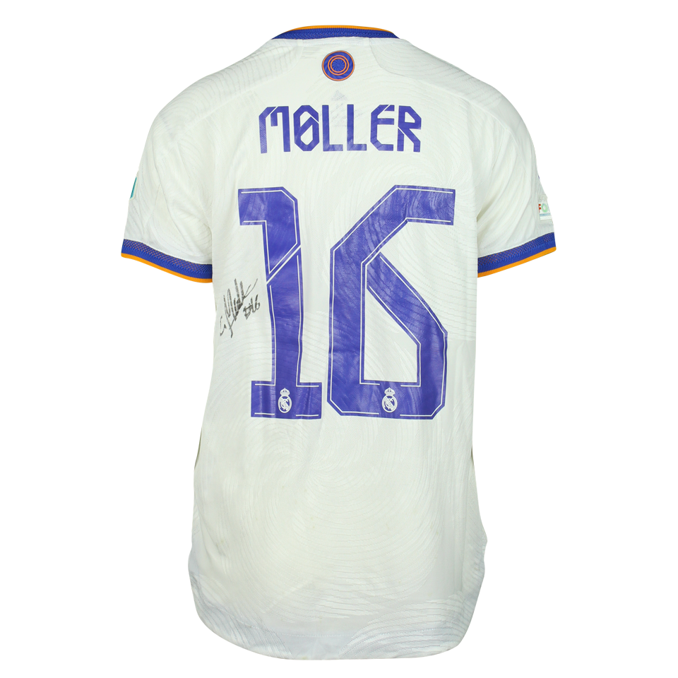 Caroline Møller | v. PSG