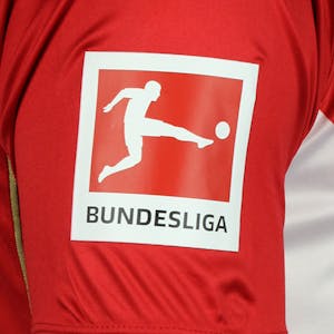 Jean-Paul Boëtius Mainz 05 shirt