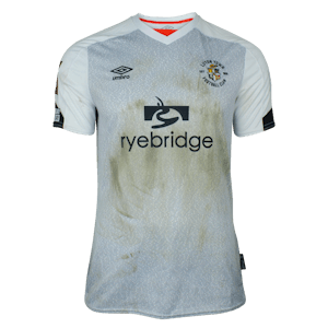 Camiseta Fred Onyedinma Luton Town
