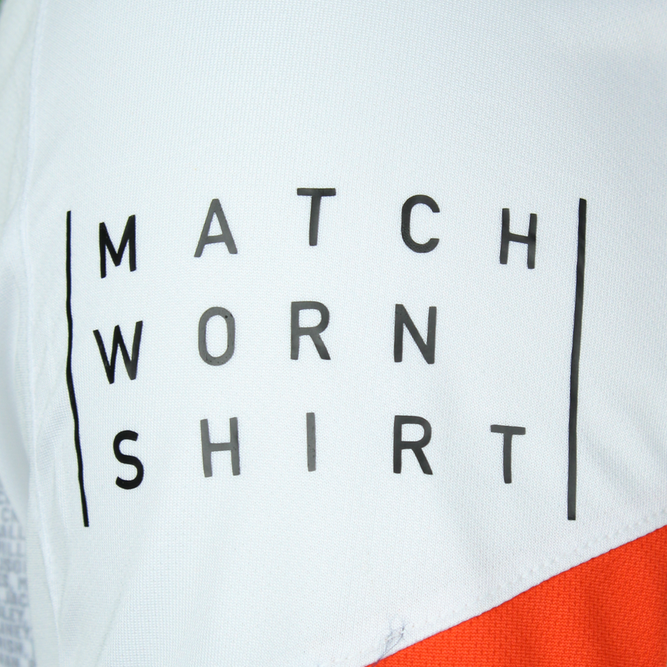 来自Luton Town的James Bree球衣