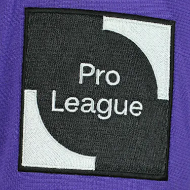 来自K. Beerschot V.A.的Marius Noubissi球衣