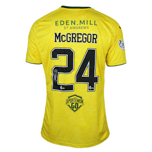 Darren McGregor Hibernian shirt