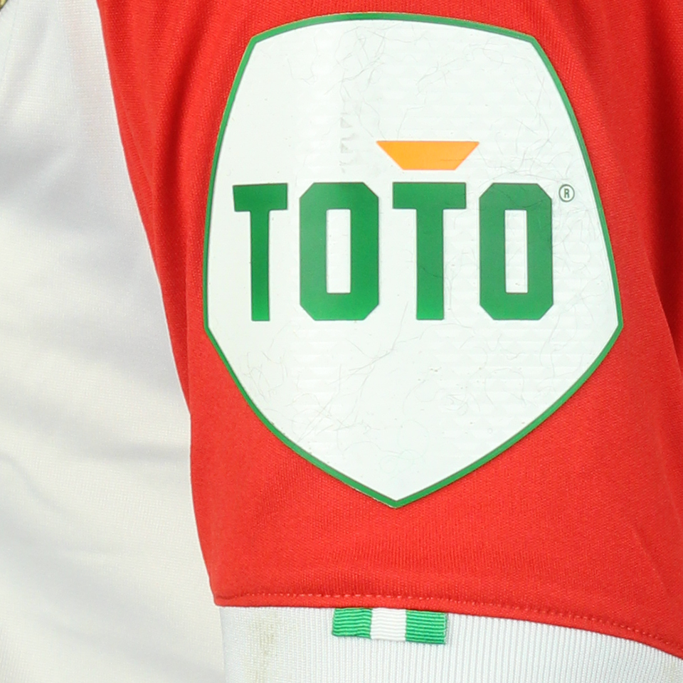 Romeé van de Lavoir Feyenoord Women shirt