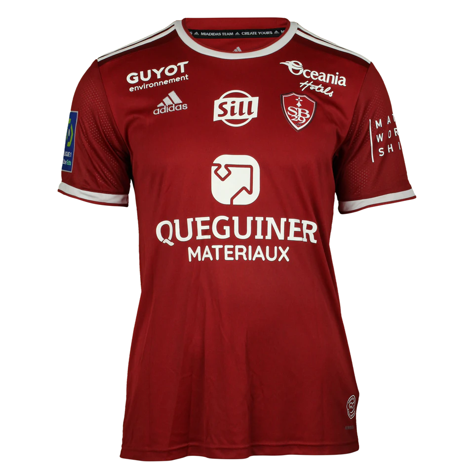 来自Stade Brestois 29的Lilian Brassier球衣