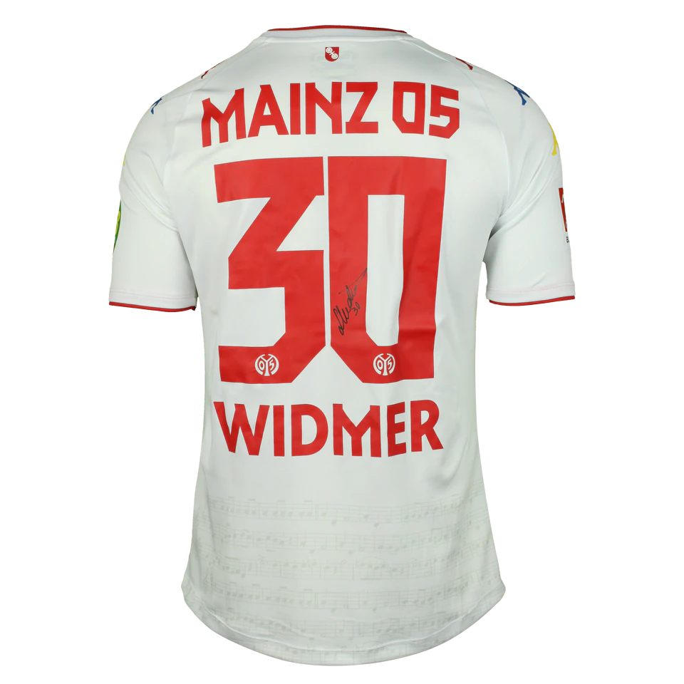 来自Mainz 05的Silvan Widmer 球衣